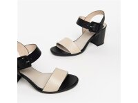Nero Giardini heeled sandals black