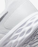 Nike Revolution 6 white